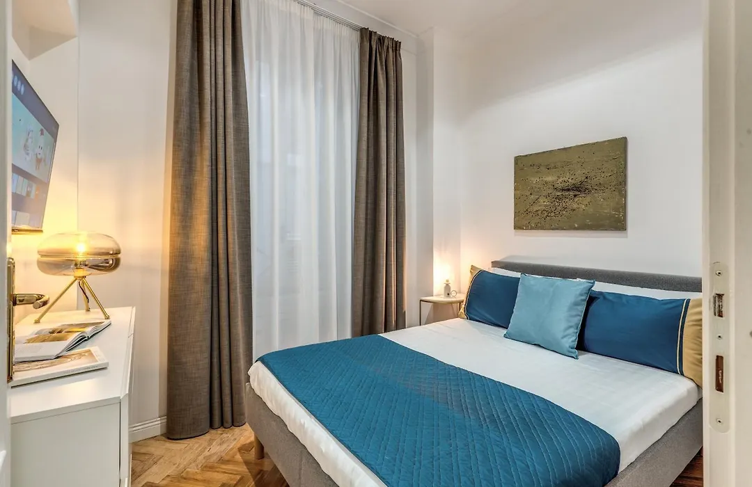 Margana Apartment - Maison D'Art Collection-1
