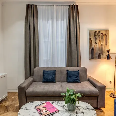 Margana Apartment - Maison D'Art Collection-2